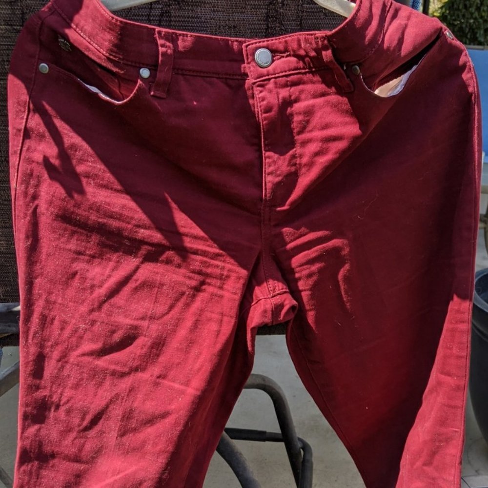 3/$25 Bandolino Pants
